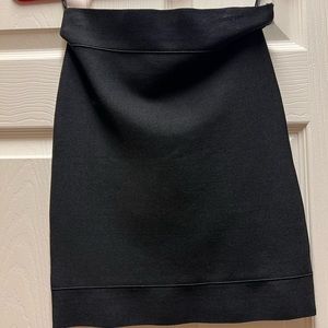 BCBG BLACK MINI SKIRT
